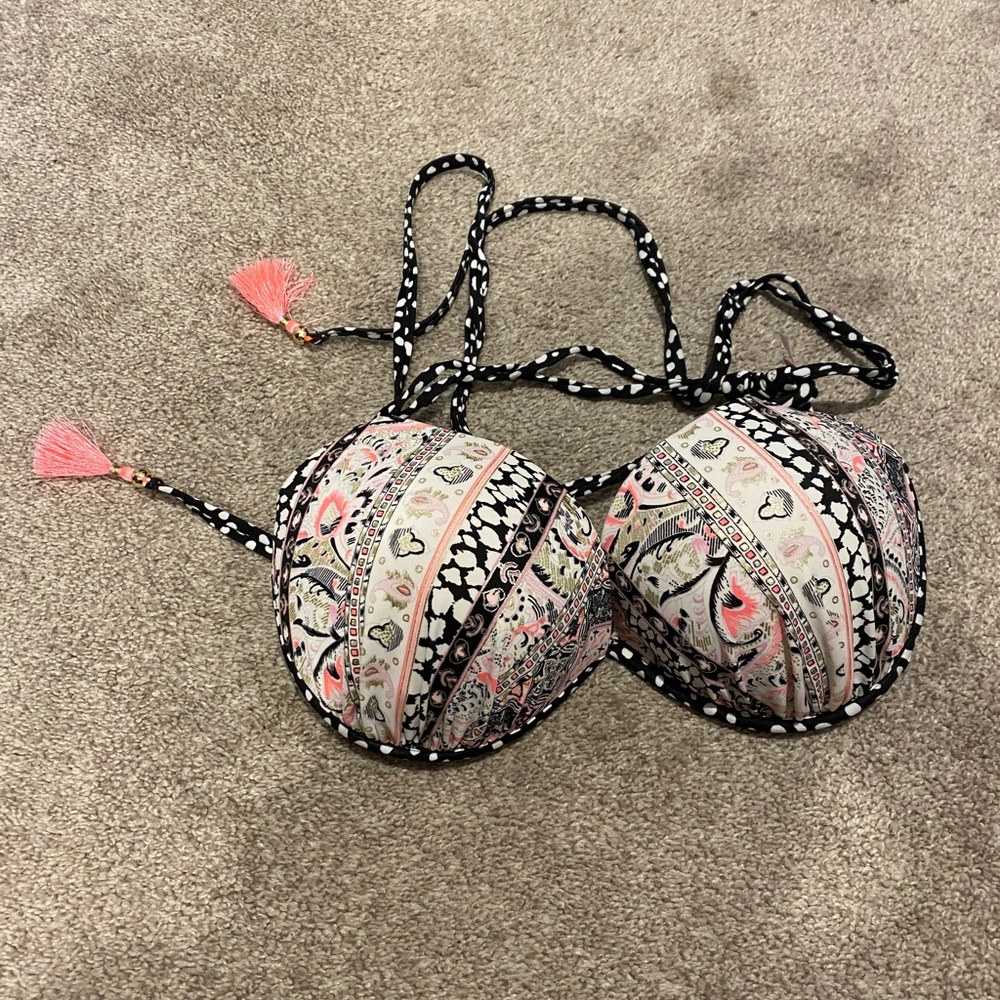 Victoria’s Secret swim suit top